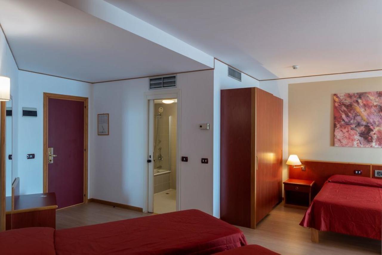 Hotel Torre Normanna Altavilla Milicia Eksteriør billede