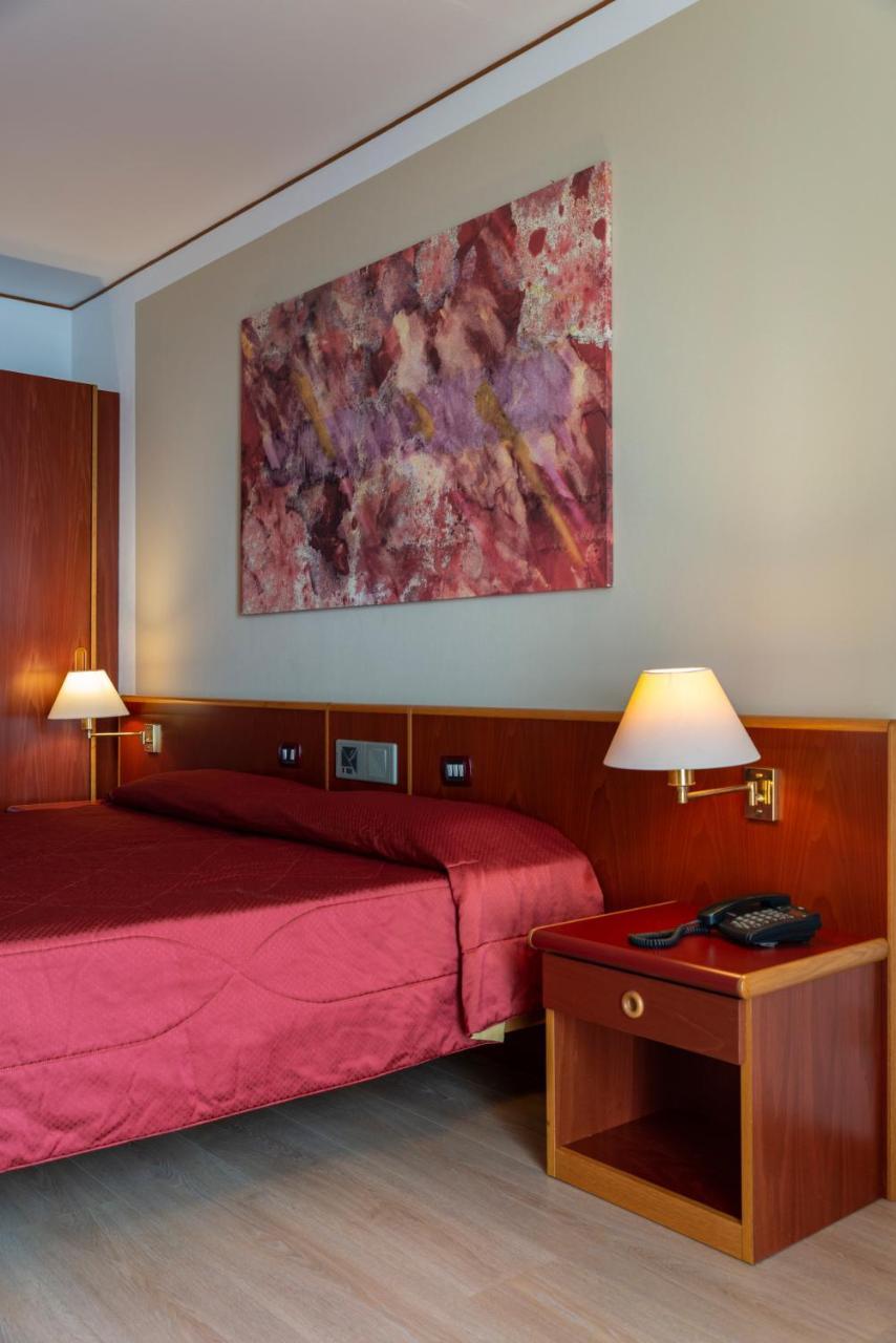 Hotel Torre Normanna Altavilla Milicia Eksteriør billede