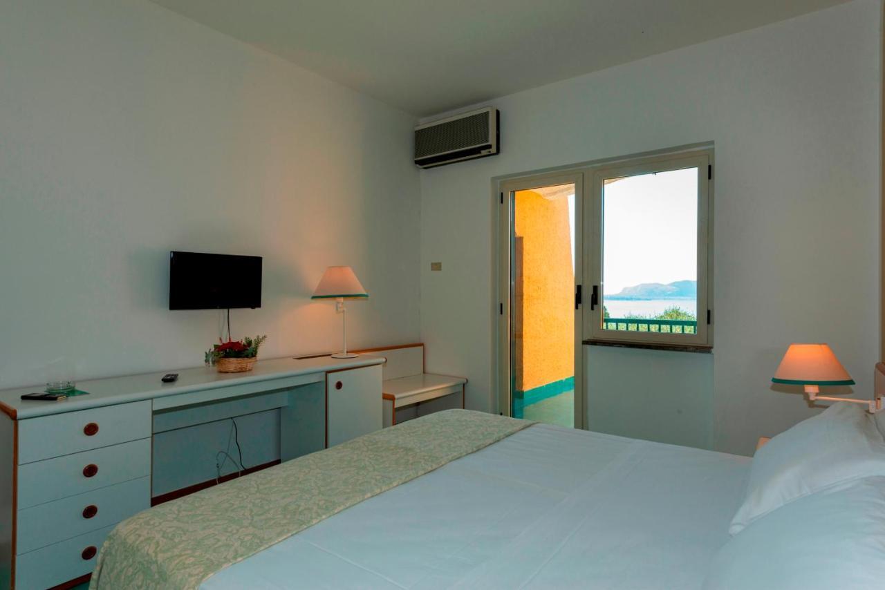 Hotel Torre Normanna Altavilla Milicia Eksteriør billede